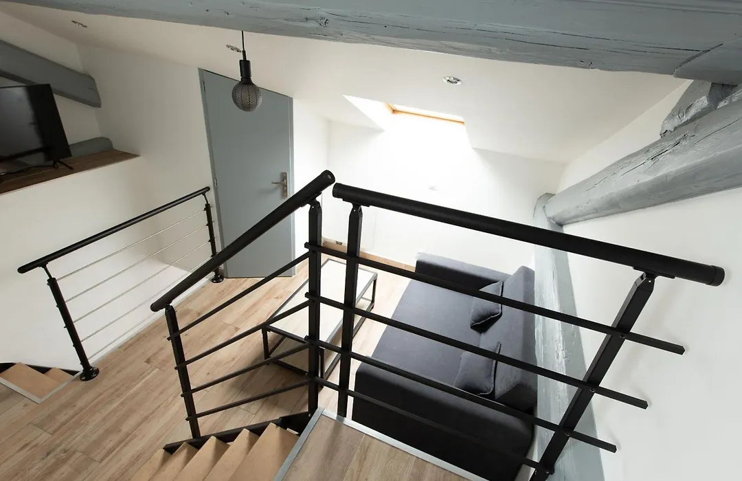 Cosy Duplex rénové parking gratuit Lyon 9-1