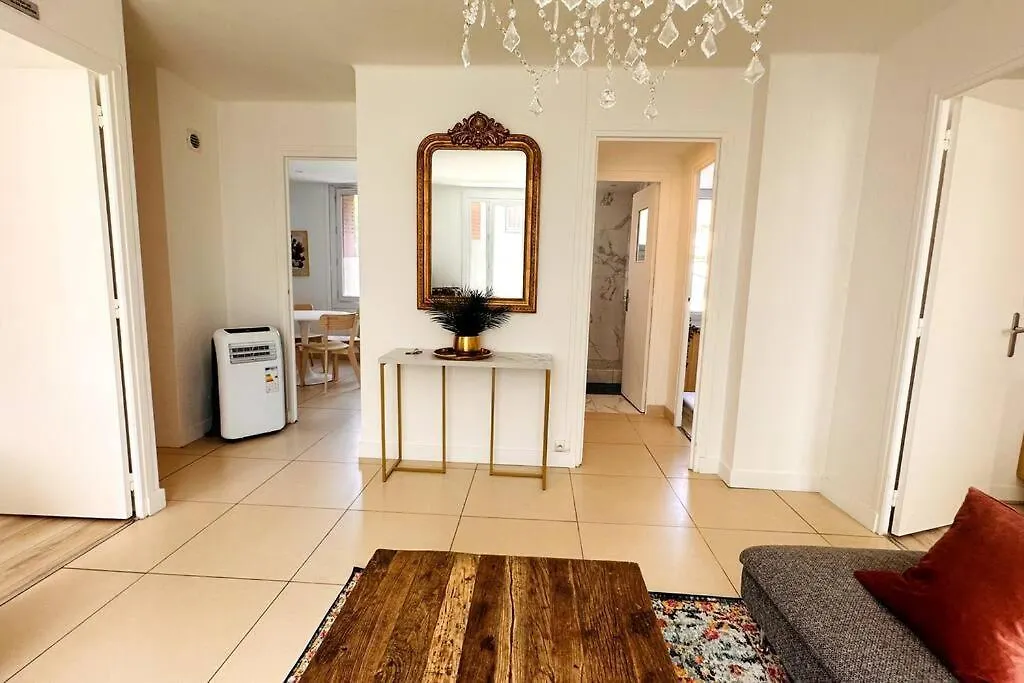 Appartement 3 chambres + parking à Lyon 7-1