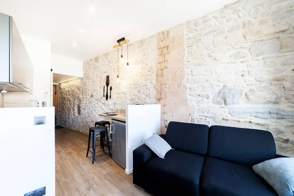 All in Lyon | Appartement avec vue sur la Saône-1