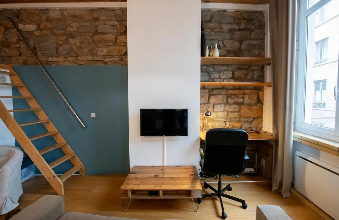Le petit Imbert - studio chaleureux et cozy-1