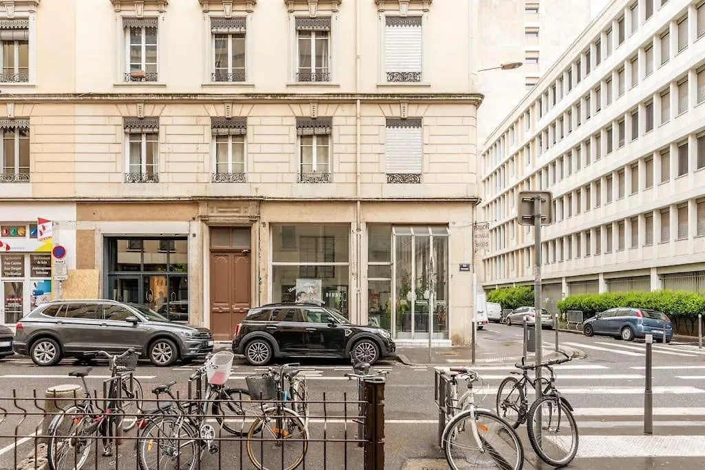 Appartement moderne et calme-1