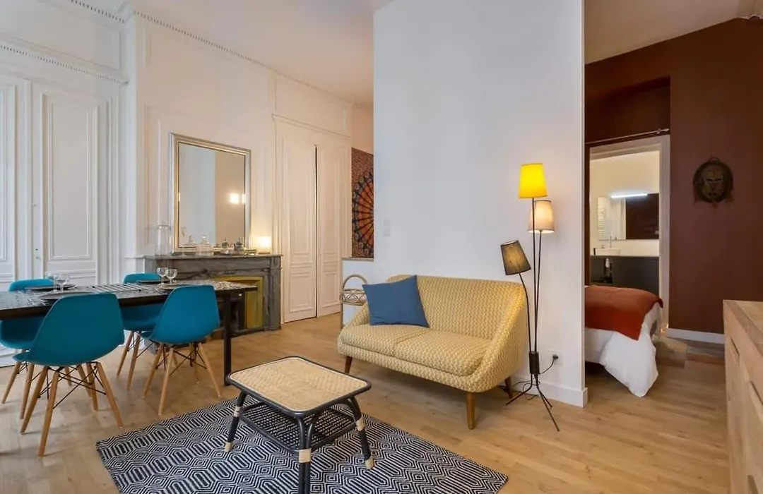 Patchwork - Furnished Apartment - Downtown Lyon-1
