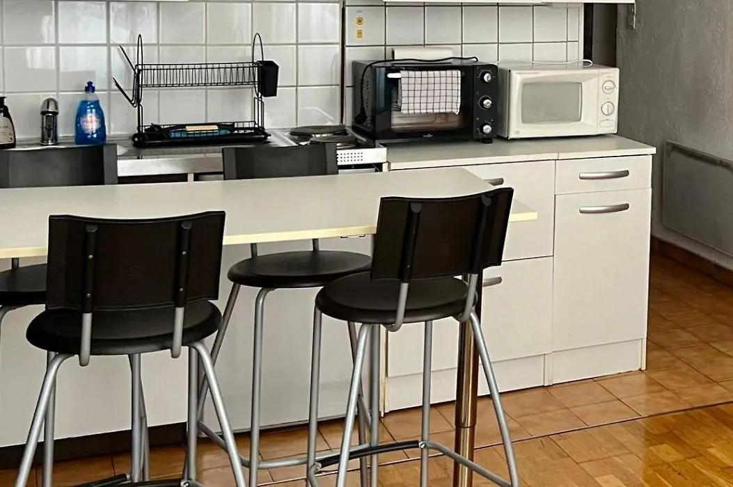 Appartement meublé- équipé de 45m2- 4 personnes- Lyon 06--1