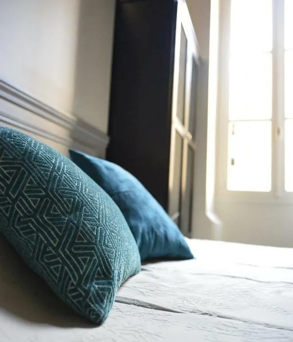 Cosy Apartment Ideally Located In The Old Town-1