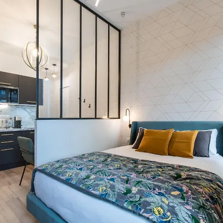 CHALEUREUX - Part-Dieu l Confort l Déco Luxe by Dreamy Flat Lyon-2