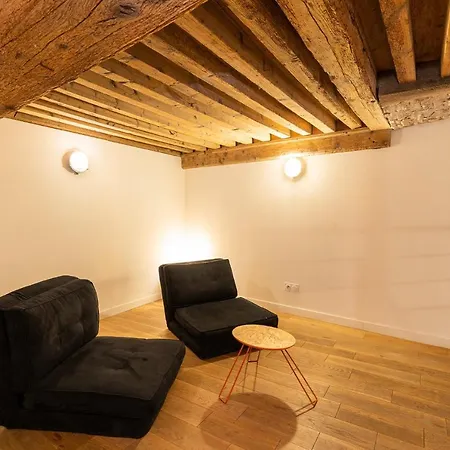 Dify Loge - Vieux Lyon-2