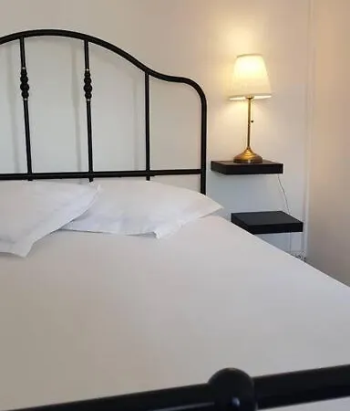 Appartement cosy proche la Part Dieu-3