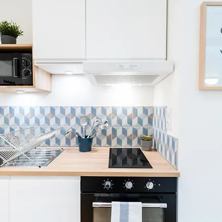 L’Appart des Quais - Charming appartement near Valmy metro Station-2