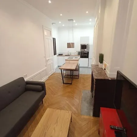 Appartement proche Gare Part-Dieu-2