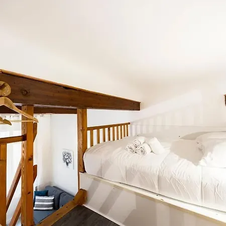 All in Lyon | Appartement cosy avec mezzanine Lyon centre-2