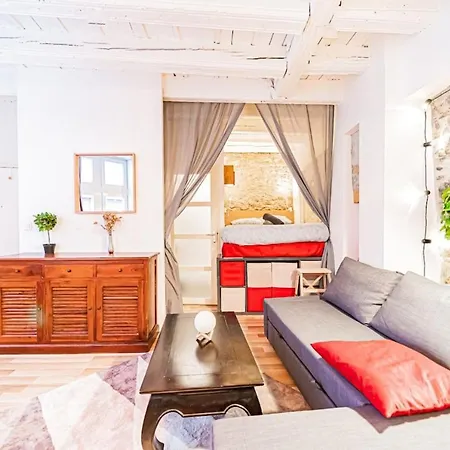 Le Petit St Paul Charming Studio T1 Bis In The Heart Of Old Lyon-3
