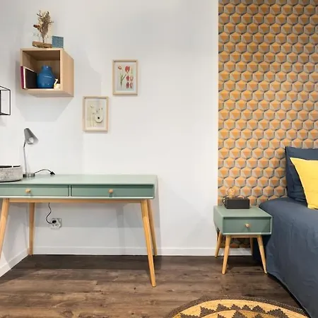 Studio cosy avec parking-2