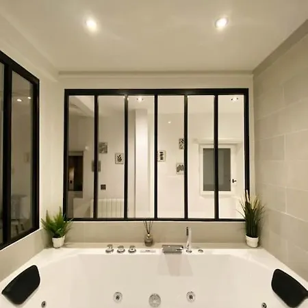 L'Amanté Spa -Balnéo -Vieux Lyon-3