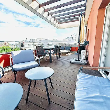 T2 proche hôpitaux terrasse plein ciel-2