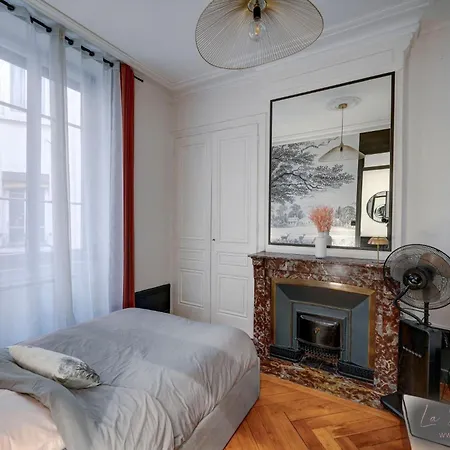 La Suite en Rose - Spa - Lyon Centre Brotteaux-2