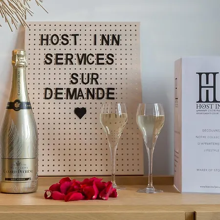 Host Inn Peachy Suite-3