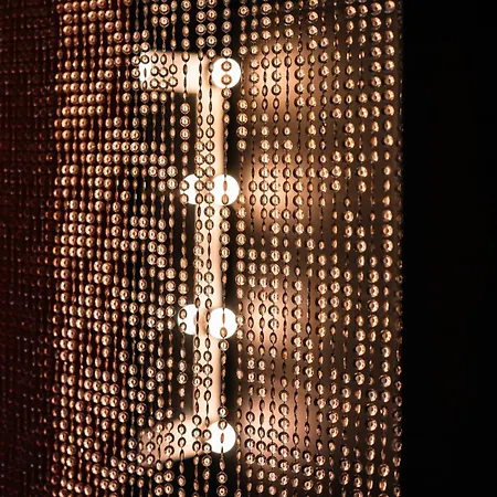 Le Cabaret Vip SPA-3