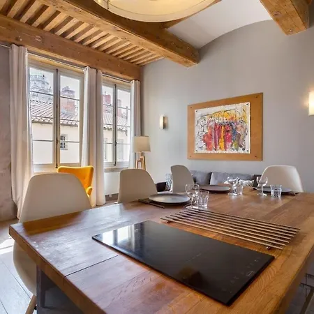 Pearl - Furnished Apartment - Downtown Lyon-2