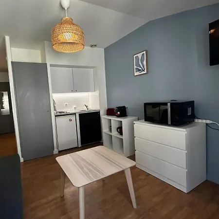 Charming Studio 2 People Ainay District Close To Bellecour-2