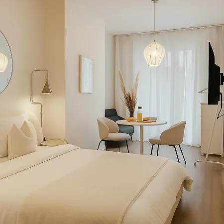 Suite Onneg-2