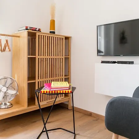 Cozy And Elegant Studio Bellecombe District Lyon 6Th-3
