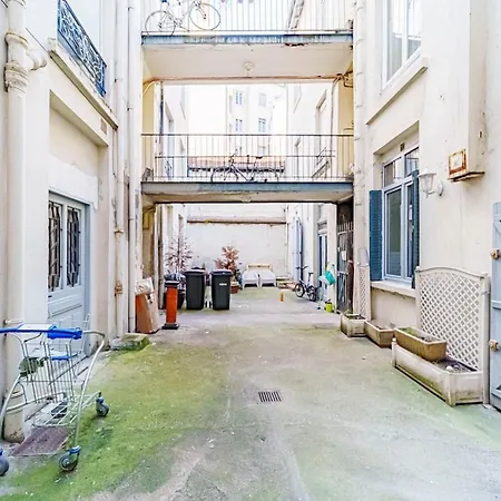 The Montesquieu Loft - Spacious 6 People - Saxe Gambetta-2