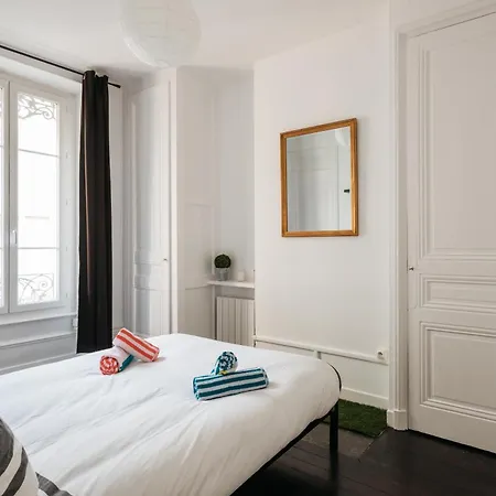 Dify Glamour - Place Des Brotteaux-3