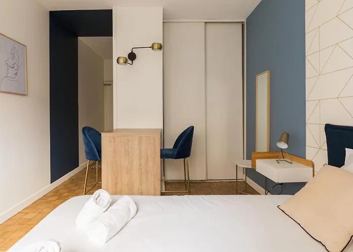 Appartement DIFY Charme - Bord du Rhone à Lyon