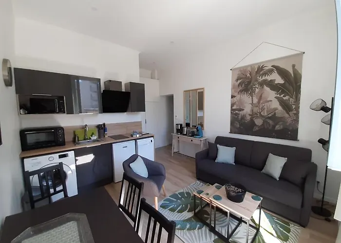 Appartement Duplex Bastié T3 calme et climatisé WiFi à Lyon
