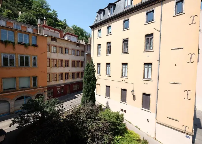Honore Suite Vue Saone Lyon