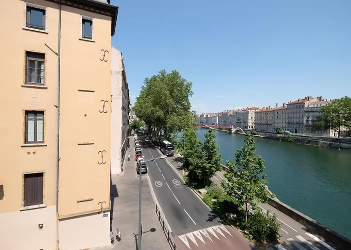 Honore Suite Vue Saone Lyon