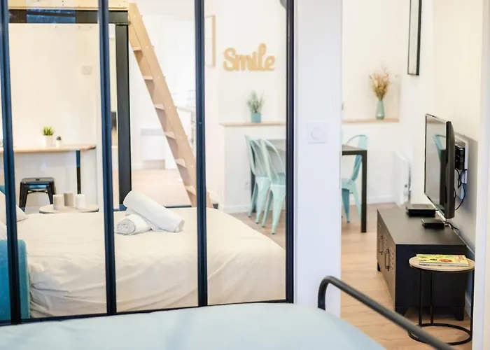 L’Appart des Quais - Charming appartement near Valmy metro Station Lyon