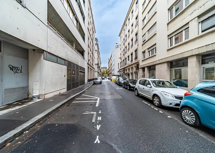 Appartement 6 pers avec balcon-Perrache Bellecour Lyon