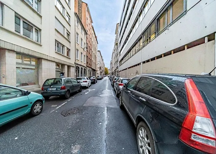 Appartement 6 pers avec balcon-Perrache Bellecour Lyon