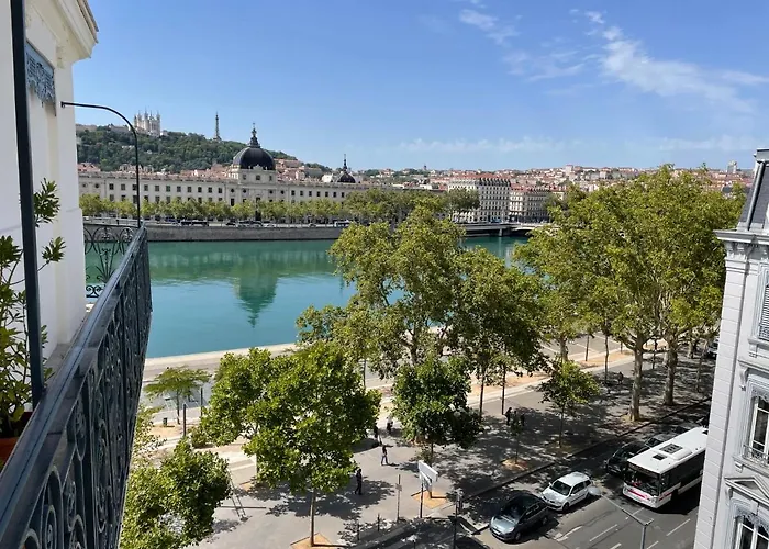 Appartement vue sur Rhône à Lyon