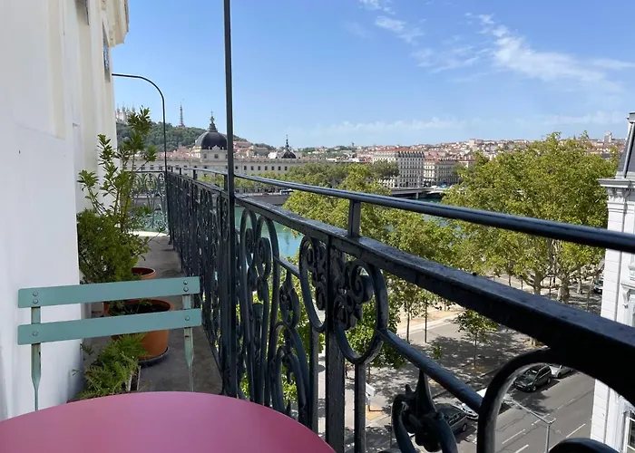 Appartement vue sur Rhône à Lyon