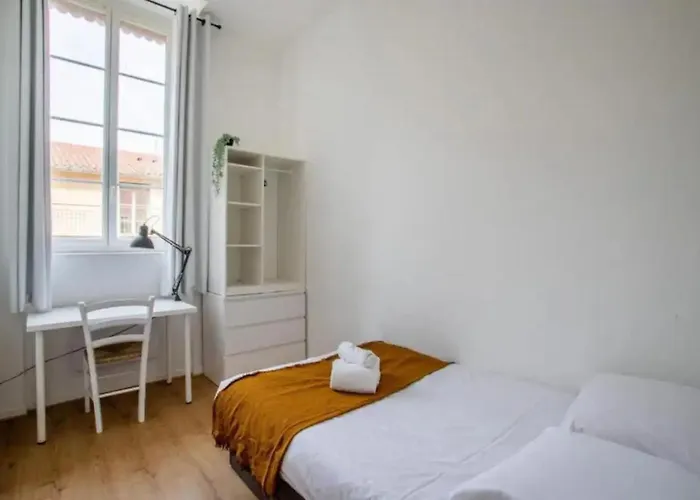 Appartement 2 chambres, calme garanti Lyon