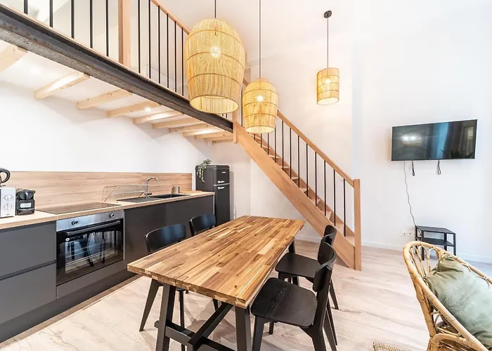 Chic Appartment - Heart of Lyon Opéra Suites - NINA