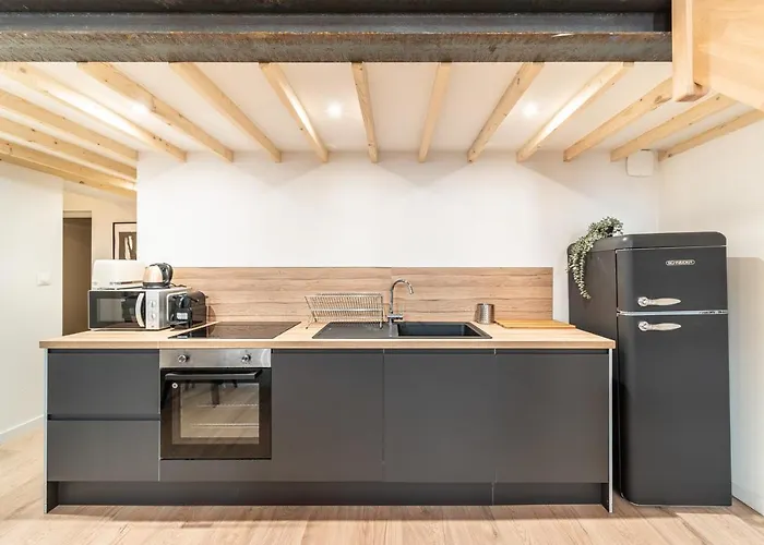 Chic Appartment - Heart of Lyon Opéra Suites - NINA