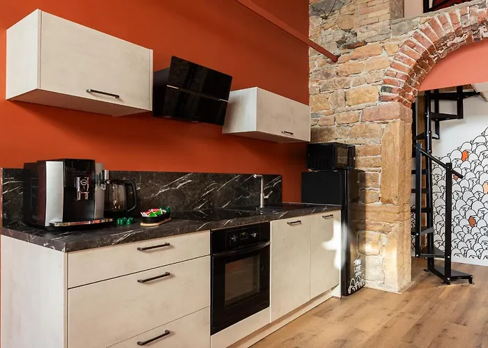 Smartstay Bird Family - Lyon