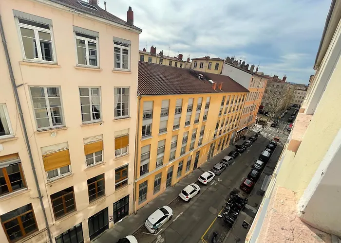 Appartement LYON4 cocooning centre Croix Rousse 86m2-4P
