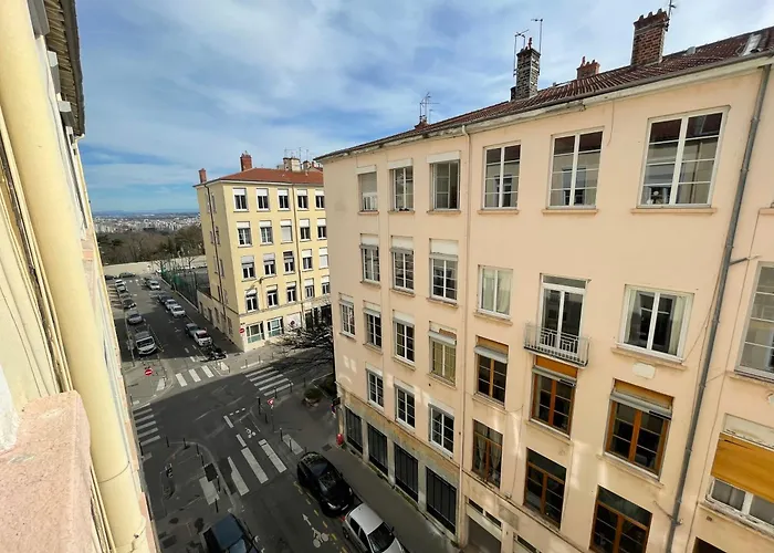 Appartement LYON4 cocooning centre Croix Rousse 86m2-4P