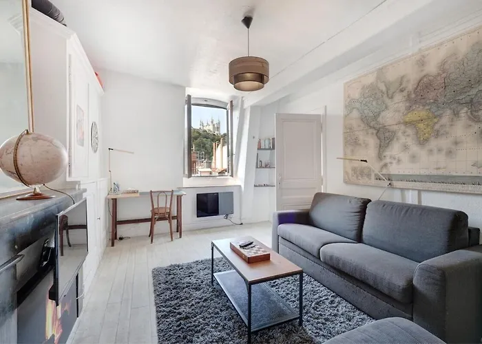 50m² cosy près place Bellecour&vue s/ basilique Lyon