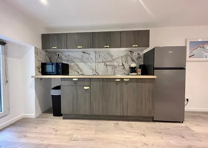 Suite Mael - Appartement 4 Personnes - Check In H24 & Wifi Lyon