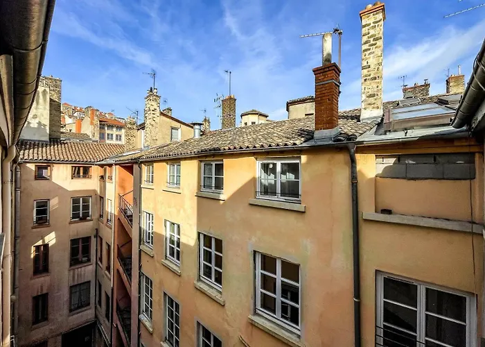 Appartement BnGo l La Vie sur la Saône l 2ch, 4p, parking à Lyon