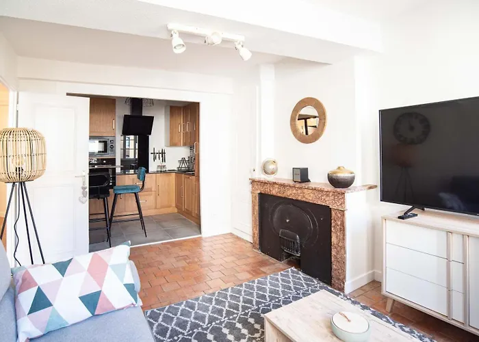 All in Lyon | Moderne et cosy au cœur de St-Jean