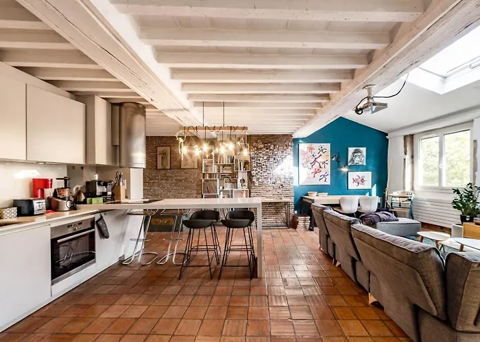 Appartement BnGo l La Vie sur la Saône l 2ch, 4p, parking à Lyon