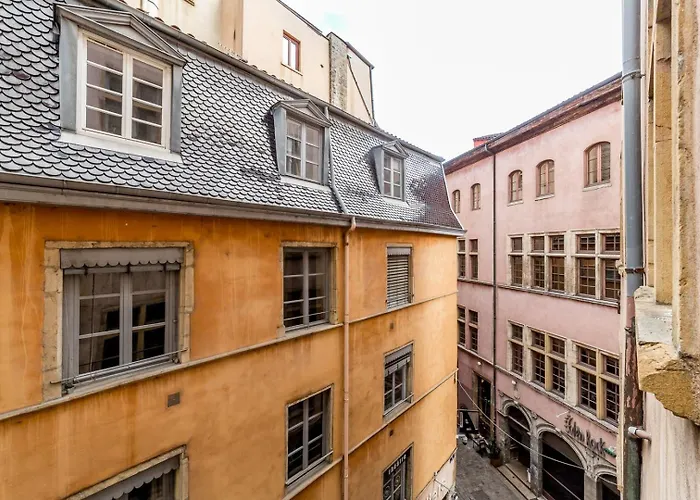 All in Lyon | Studio de charme au cœur de Lyon