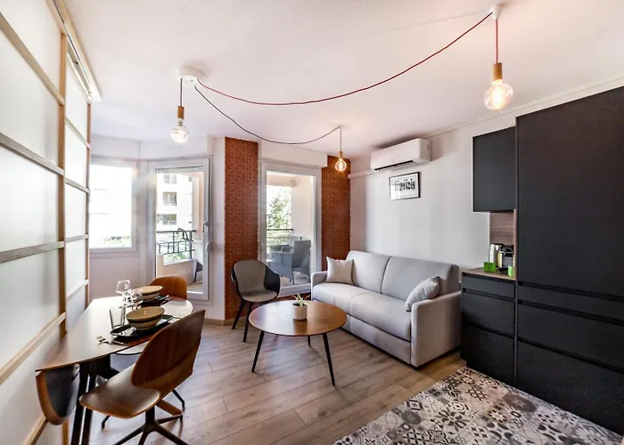All In Lyon | Studio Chic & Parking