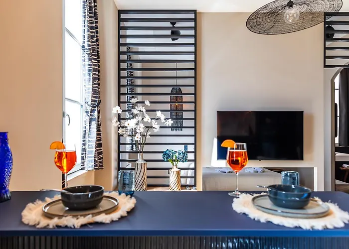 Host Inn Neat Suite Lyon